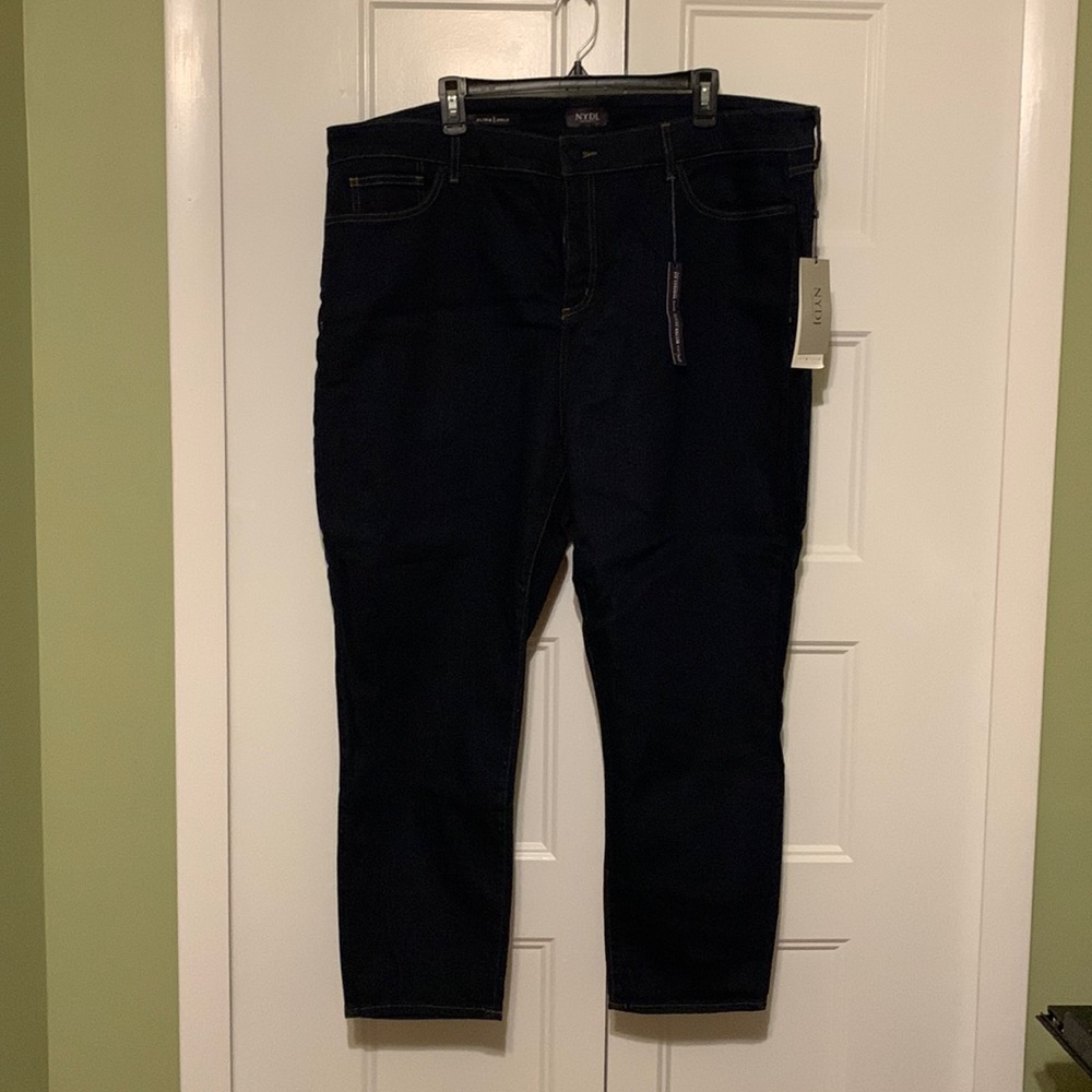 NWT NYDJ Los Angeles Alina Ankle Lift X Tuck Technology Jeans 22W